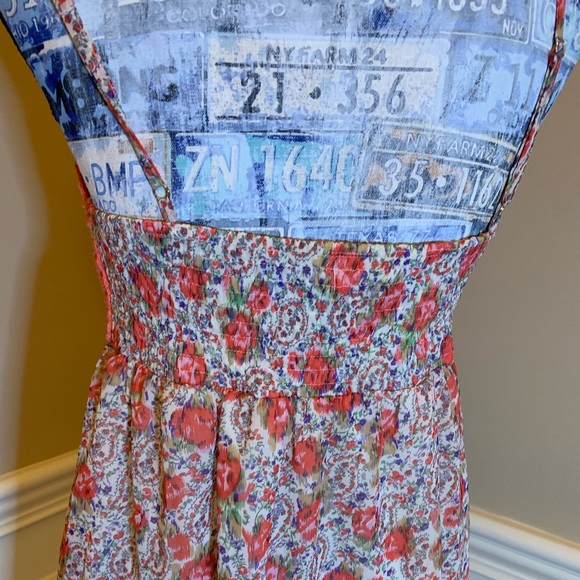 Summer Beach Dress! - Picture 3 of 5